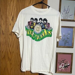 The Beatles Cream Tee with Green & Black Retro Graphic